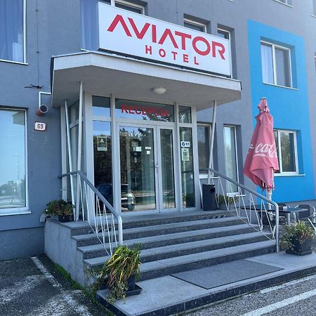 Aviator Garni Hotel Bratislava Luaran gambar