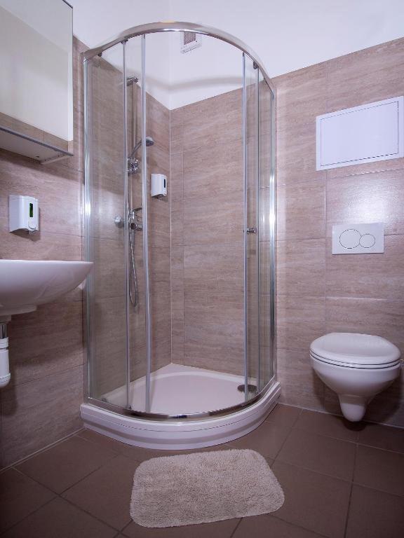 Aviator Garni Hotel Bratislava Luaran gambar