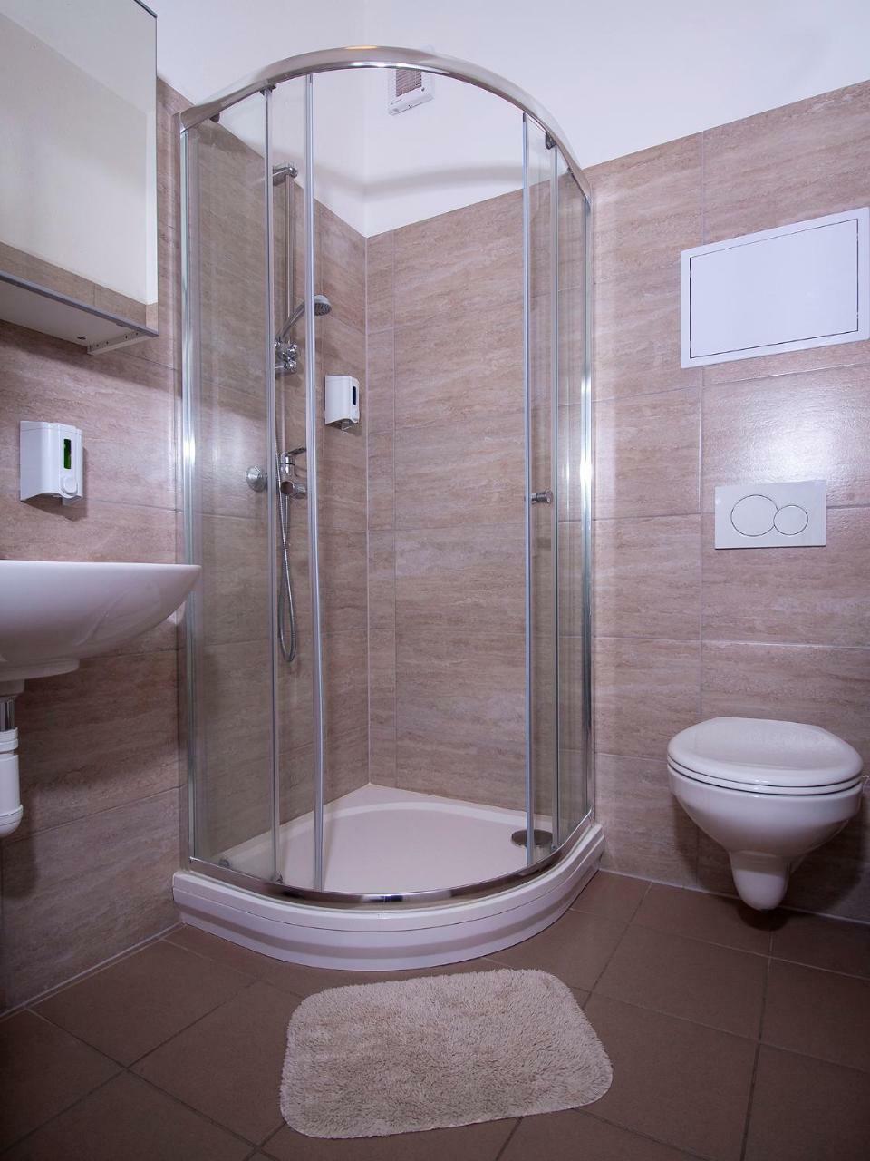 Aviator Garni Hotel Bratislava Luaran gambar